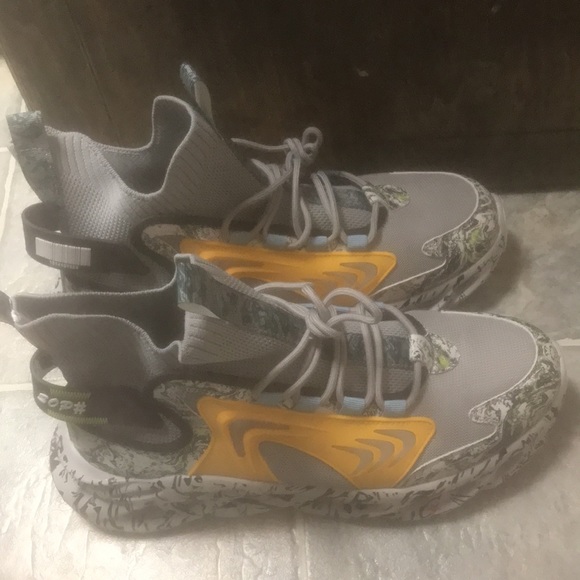 Got these a few weeks ago brand new don’t fit. - Picture 3 of 4